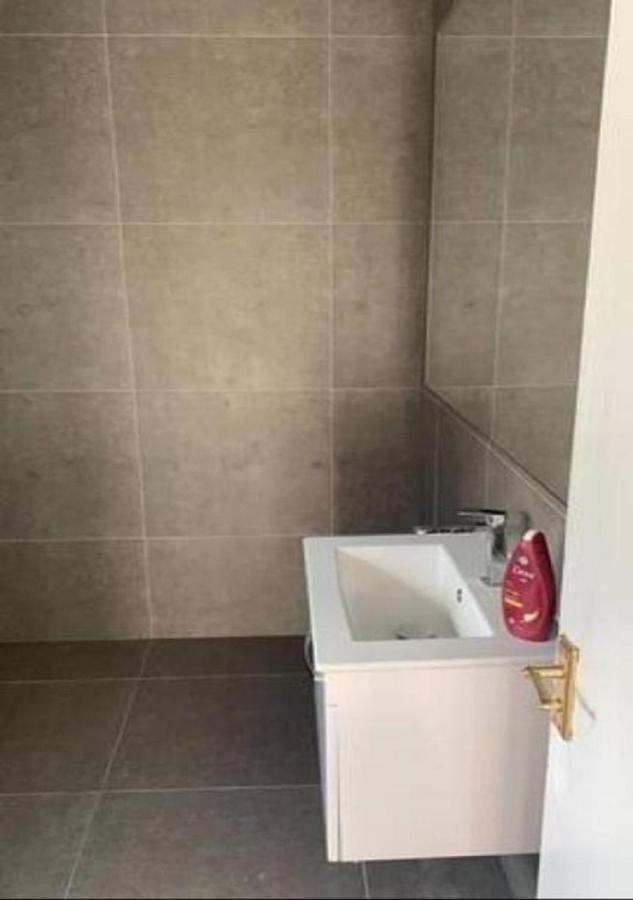 Balham, South London Spacious Guest House 1, 6 Rooms Available Kültér fotó