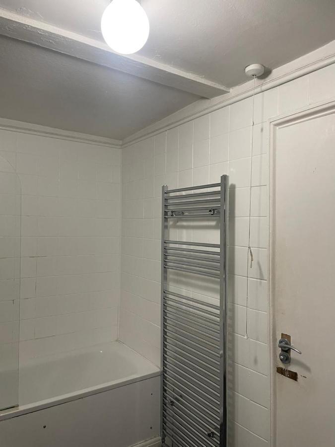 Balham, South London Spacious Guest House 1, 6 Rooms Available Kültér fotó