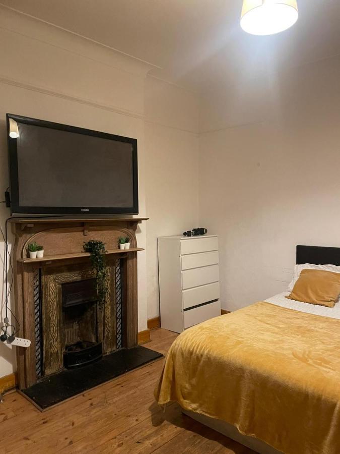 Balham, South London Spacious Guest House 1, 6 Rooms Available Kültér fotó